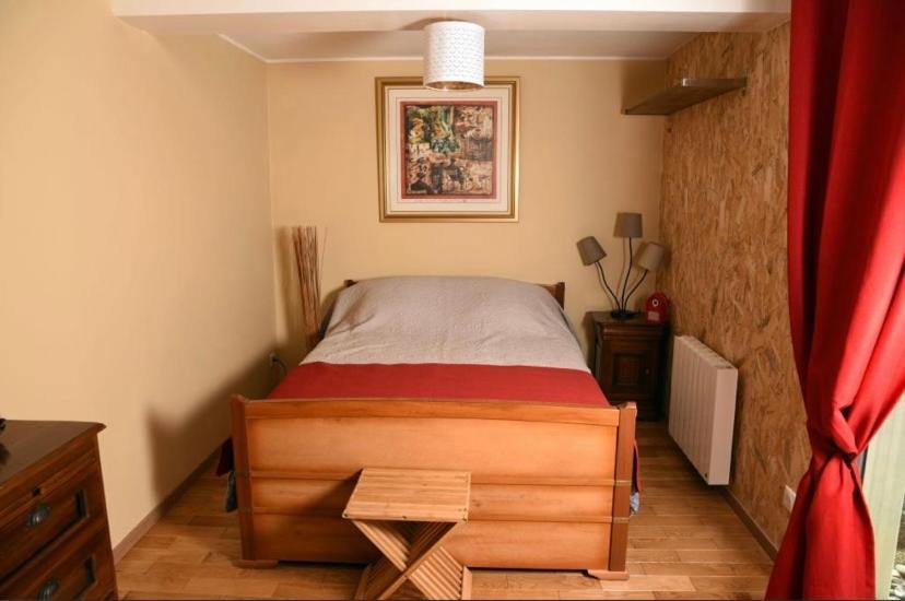 Gite Chez Madeleine Apartment ลูอองส์ ภายนอก รูปภาพ