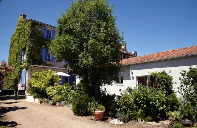 Gite Chez Madeleine Apartment ลูอองส์ ภายนอก รูปภาพ