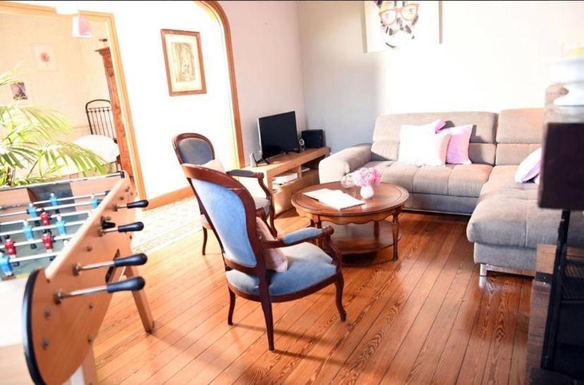 Gite Chez Madeleine Apartment ลูอองส์ ภายนอก รูปภาพ